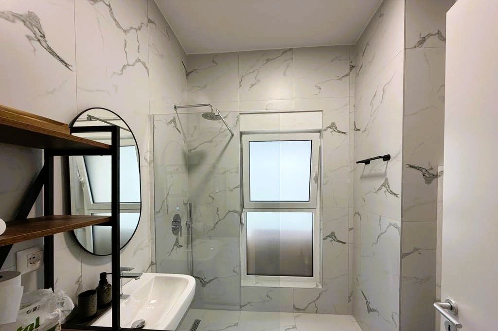 APARTAMENT 1+1 PËR SHITJE NË REZIDENCËN KADIU, ALI DEMI!