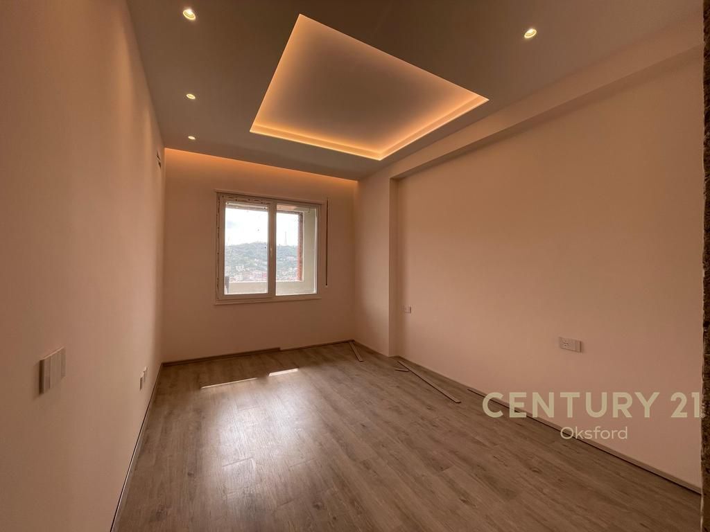 IN VENDITA APPARTAMENTO 1+1 ALLA RESIDENZA "TIRANA GOLDEN PARK 3" !! 160.000 € Superficie Totale 72m2