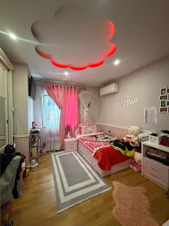 Vendita | Apartament 3 + 1 | Komuna e Parisit | 300000 €