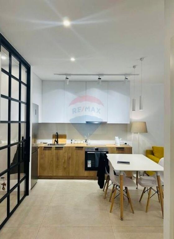 Apartament 1+1 Myslym Shyr