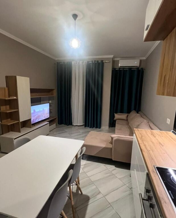 Apartment 2+1 for rent Kamez