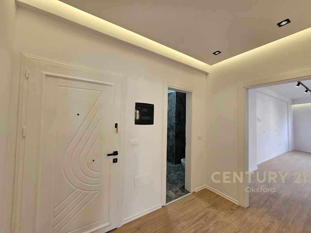 Apartment 2+1+2 for sale at the entrance of Fresku