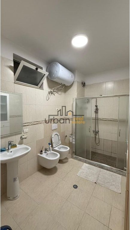 Rent, Apartment 1+1, Elbasani Street, Tirana - 700€ | 80 m²