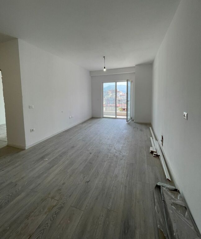 🏡 Vendesi Appartamento 2+1 – Complesso Aura, Via Dritan Hoxha