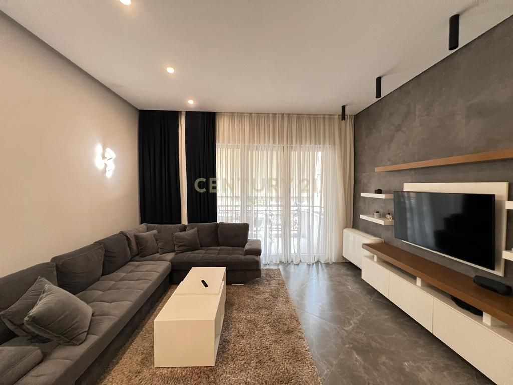 APARTMENT 2+1+PARKING SPACE FOR RENT AT THE DELIJORGJI COMPLEX