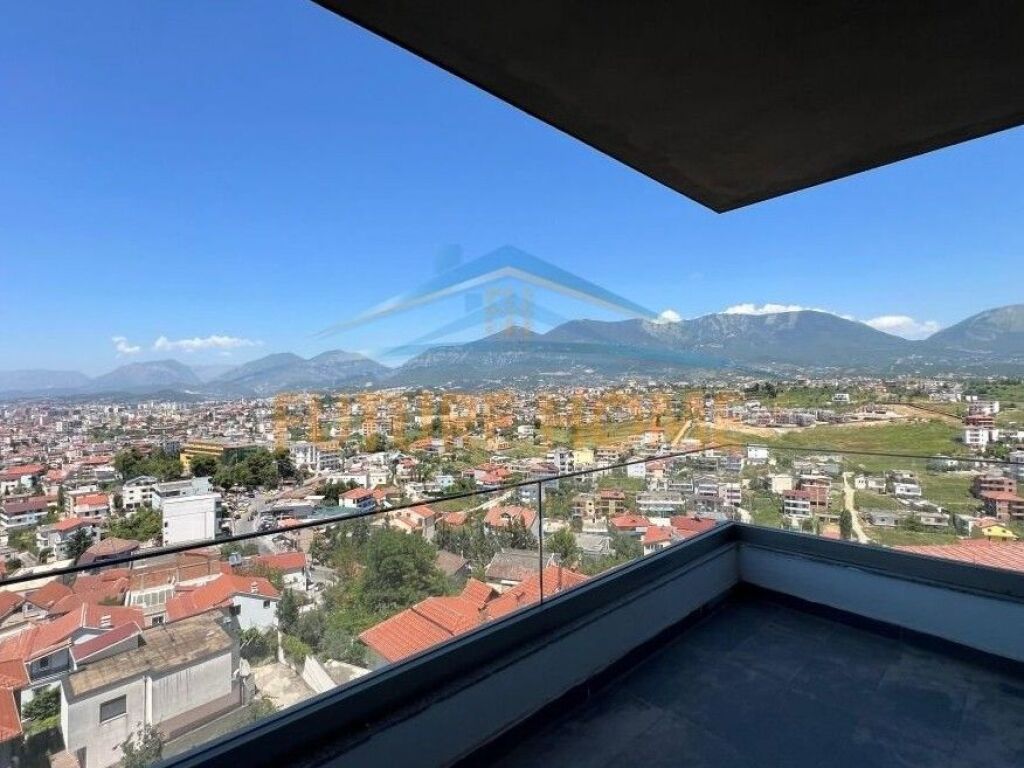 For sale, 2+1+2 parking space apartment, Sauk, near Xibraku Restaurant, Tirana.