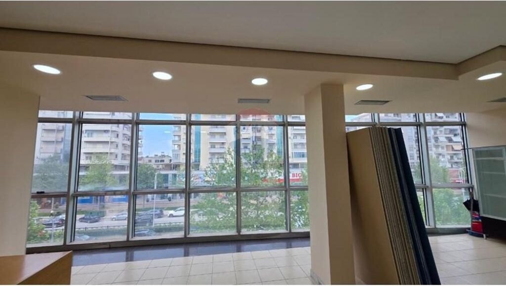 Business premises for rent for dental clinic offices, aesthetic clinics, etc.