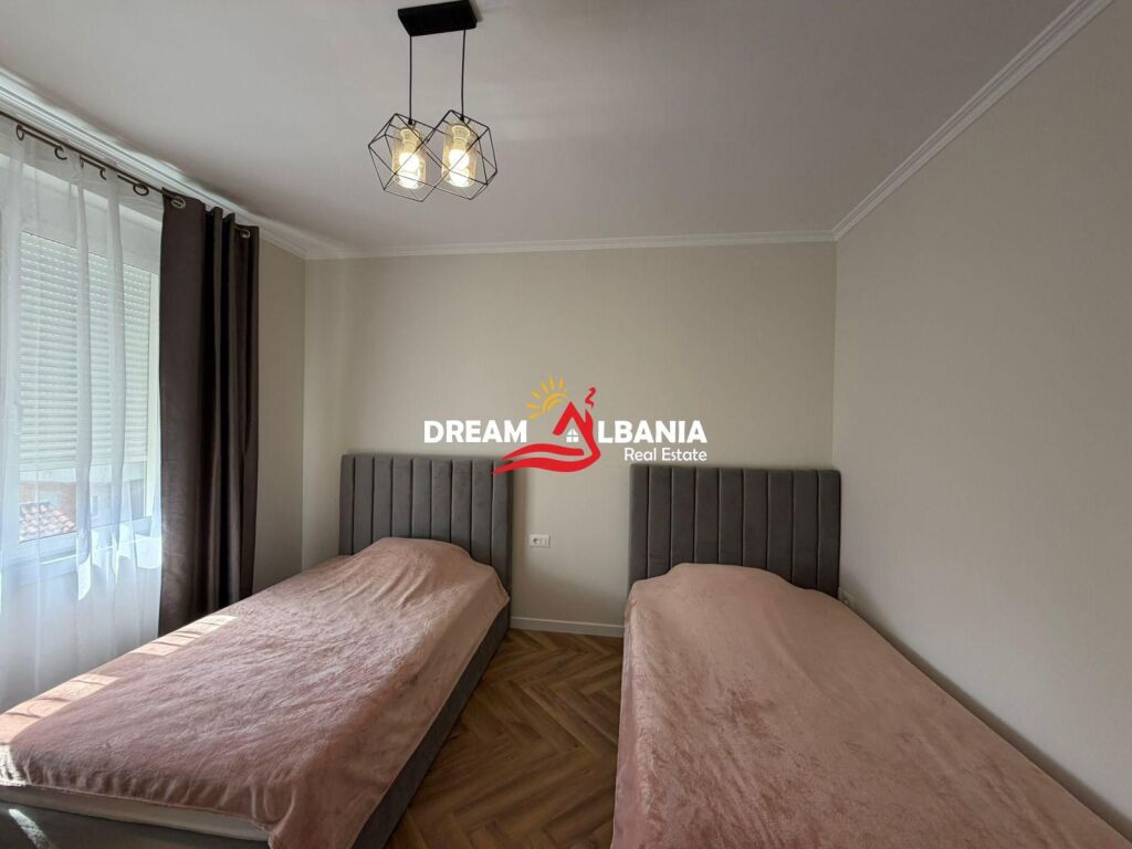 Apartment 2+1+2 for rent on Kavaja Street near the Catholic Church (ID 42215531)
