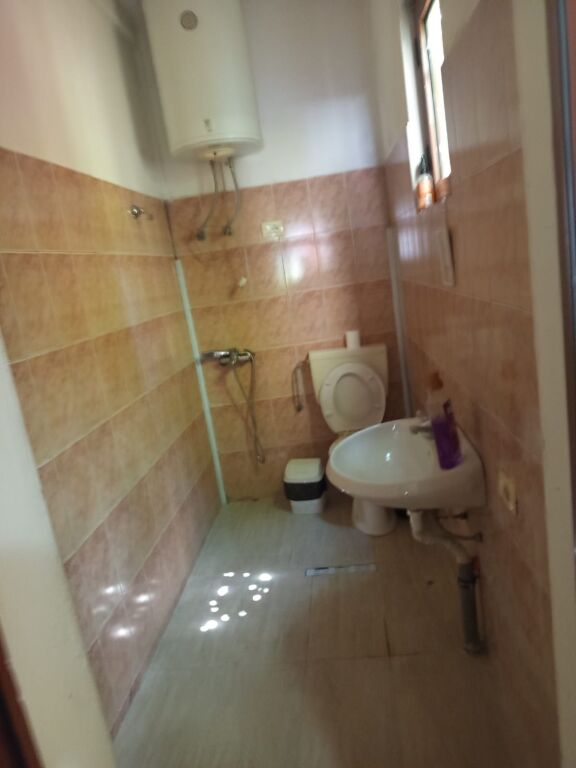 APPARTAMENTO 1+1. 23000 LEKE.PALAZZO GRAND