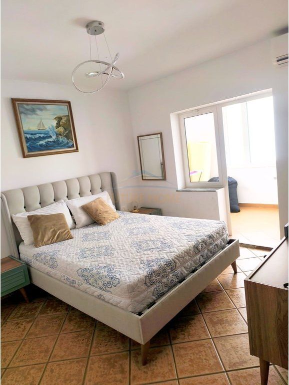 Qera, Apartament 2+1, Myslym Shyri, Tirane