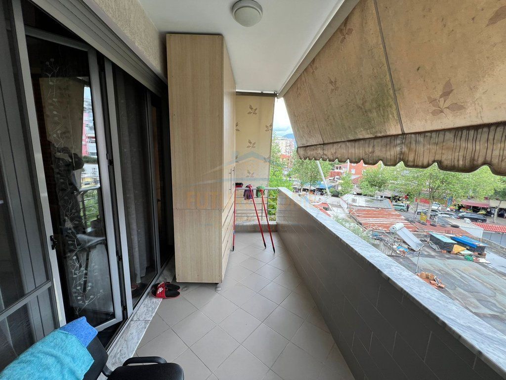 Qera,Apartament 1+1 Rruga Jordan Misja.