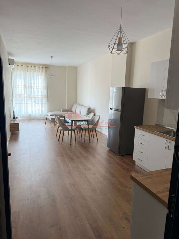 Apartment 1+1 for Rent at 5 Maji Tirana