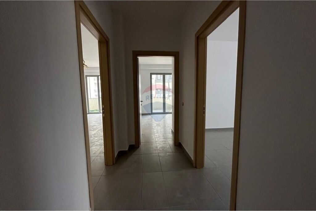 Appartamento - In Vendita - Via Aleksandër Moisiu, Tirana(ID: 530391021-13)