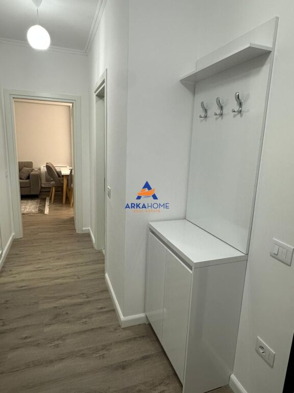 LOCALE UFFICIO IN AFFITTO 62M2 "RRUGA E KAVAJES" 800 EURO NETTI