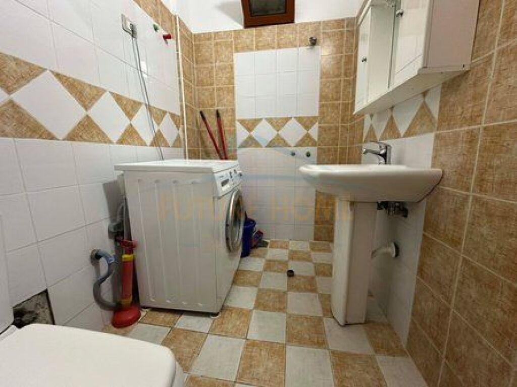 In vendita, Appartamento 2+1+2, Unaza e Re