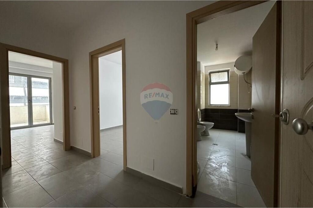 Appartamento - In Vendita - Via Aleksandër Moisiu, Tirana(ID: 530391021-13)