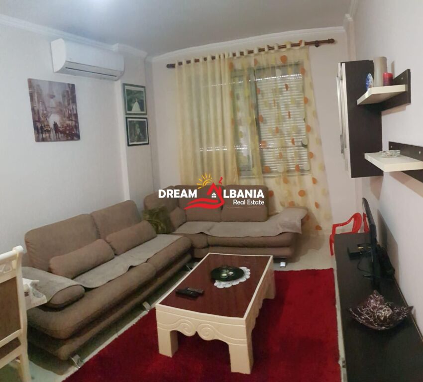 Jepet Apartment me qera 2+1 ne Rrugen Besim Alla, Misto Mame ( ID 42215528)
