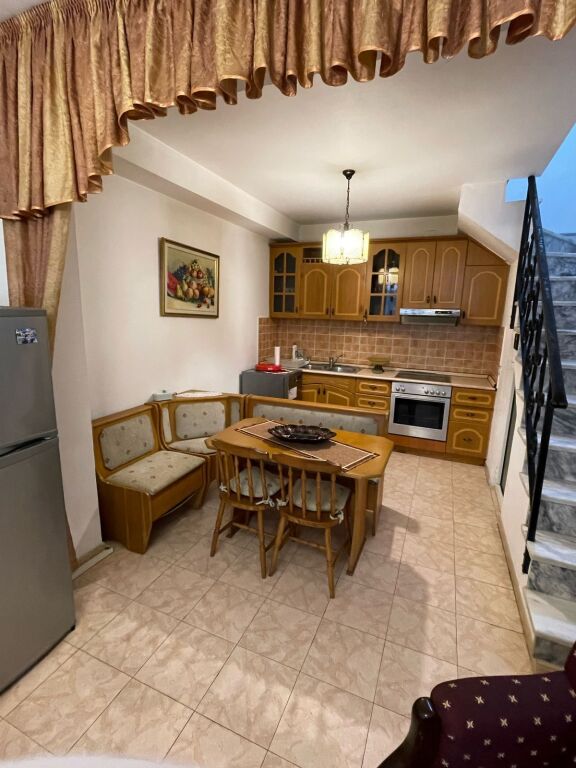 DUPLEX APARTMENT FOR RENT – RED SCHOOL