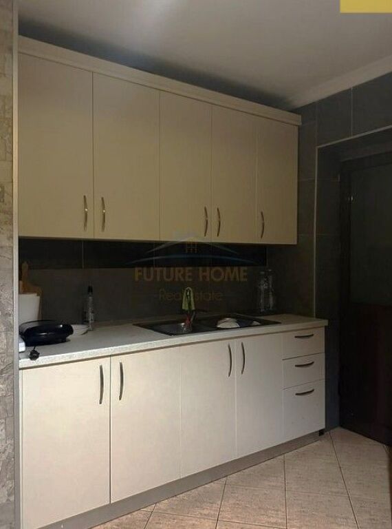 In vendita, Appartamento 1+1, Yzberisht, Tirana