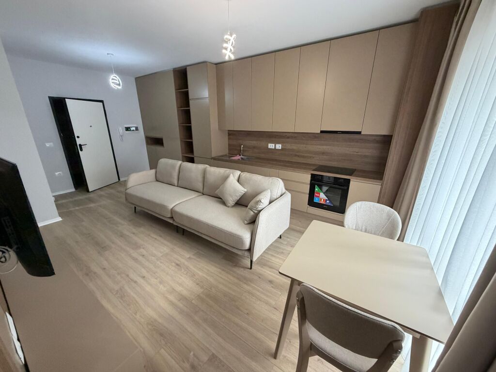 🏡 Appartamento 1+1 in affitto 📍 Zogu i Zi💶 Prezzo: 65.000 lek/mese, non trattabile