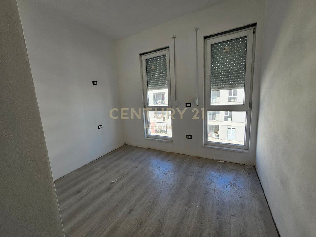 FOR SALE APARTMENT 2+1+2 AT "UNIVERS CITY"
