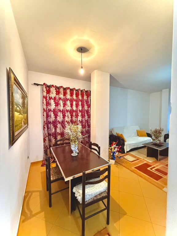 Apartament me qera 1+1 - 📍Zogu Zi, mbrapa Universitetit te Sporteve, Albania
