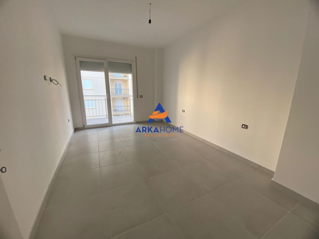 VENDESI APPARTAMENTO 2+1 "HOTEL DOMUS, SHENGJIN" 132250 EURO