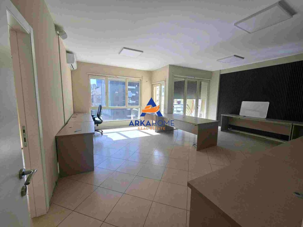 OFFICE SPACE FOR RENT 140M2 "KARL GEGA STREET, TRAIN STATION AREA" 1000 EURO