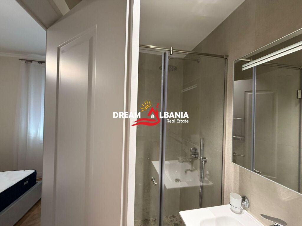Apartment 2+1+2 for rent on Kavaja Street near the Catholic Church (ID 42215531)
