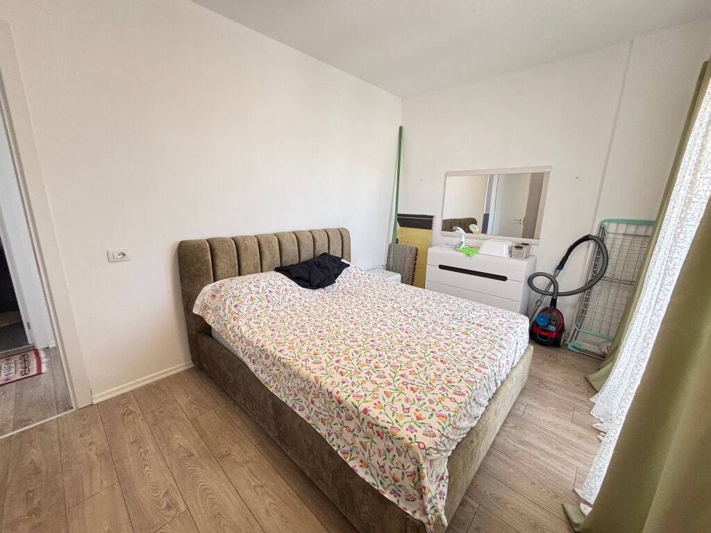 Apartment modern 2+1 me qera tek Univers City