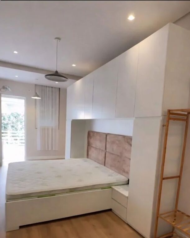 Liqeni i Thate Jepet apartament me qira 1+1+verande