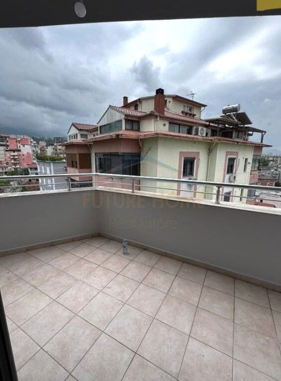 For sale, Apartment 2+1+2, "Shefqet Kuka" Street, Fresk