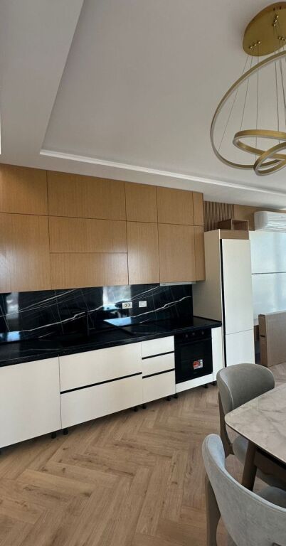 APARTAMENT 2+1 ME QIRA – GOLDEN TOWER