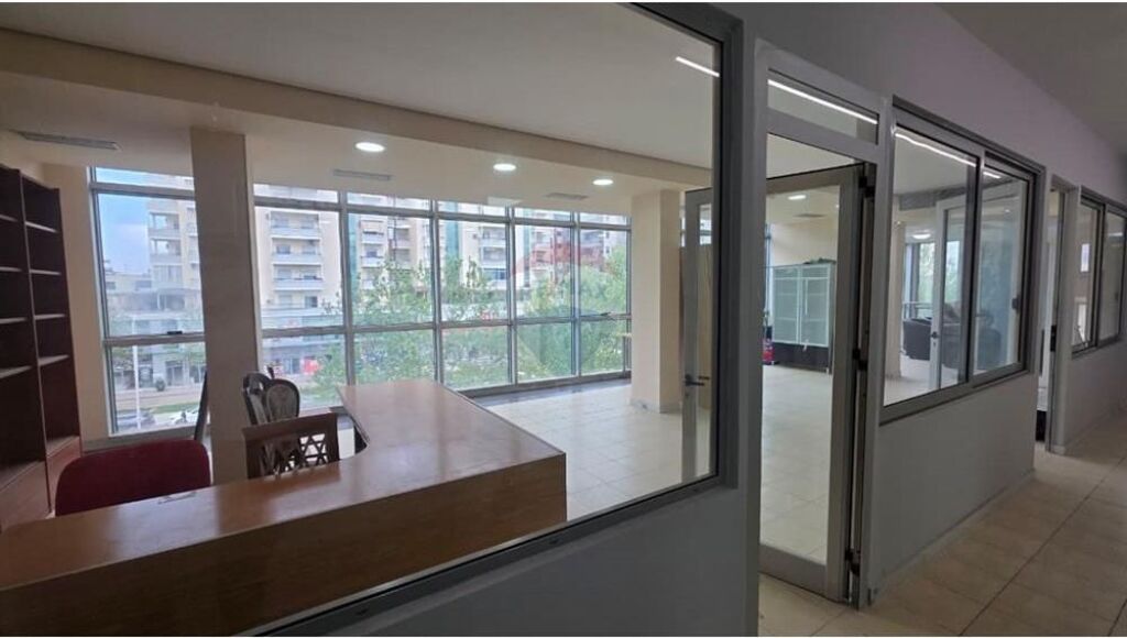 Business premises for rent for dental clinic offices, aesthetic clinics, etc.