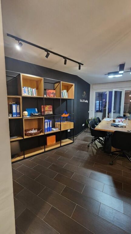 UFFICIO IN AFFITTO 108M2 "VICINO AL LAGO DI TIRANA" 85000 LEKE