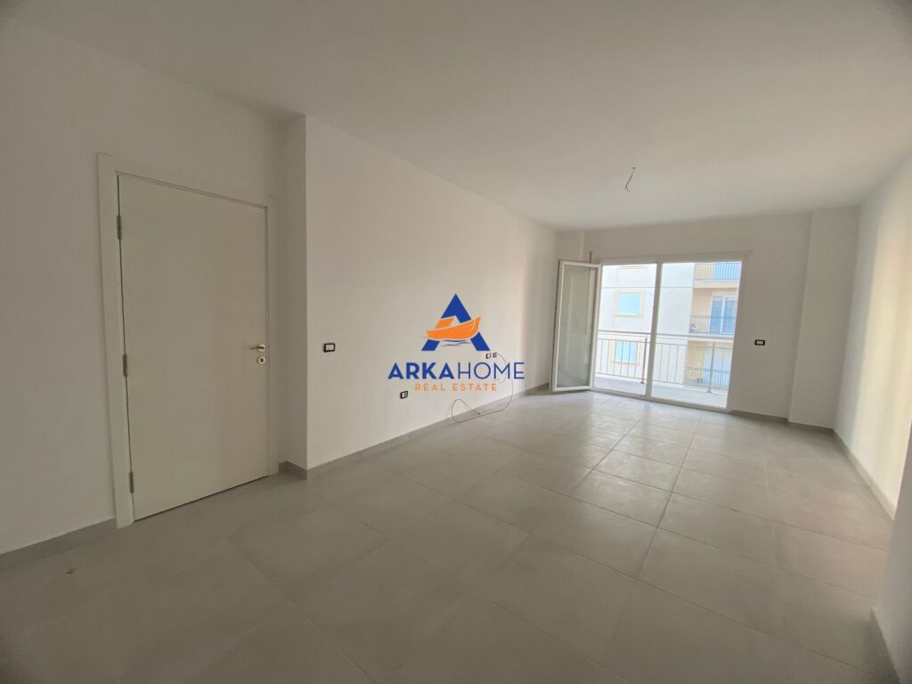 VENDESI APPARTAMENTO 2+1 "HOTEL DOMUS, SHENGJIN" 132250 EURO