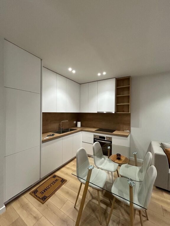 Japim Apartament 2+1+2 me qira te zona e Don Boskos!