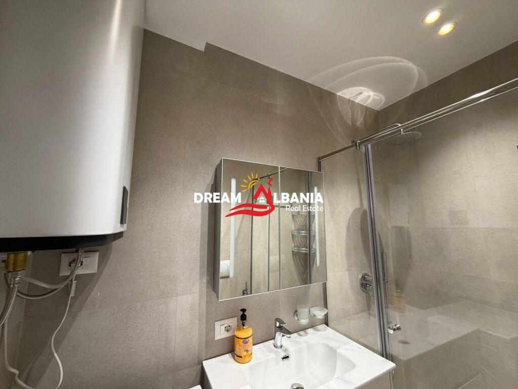 Apartment 2+1+2 for rent on Kavaja Street near the Catholic Church (ID 42215531)
