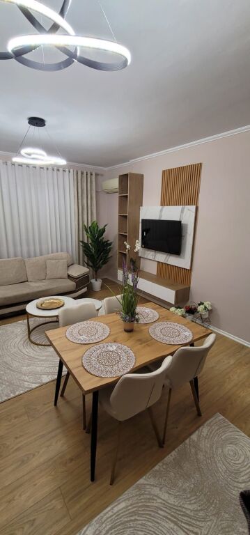 2+1+2 For Rent, Kristal Center Building