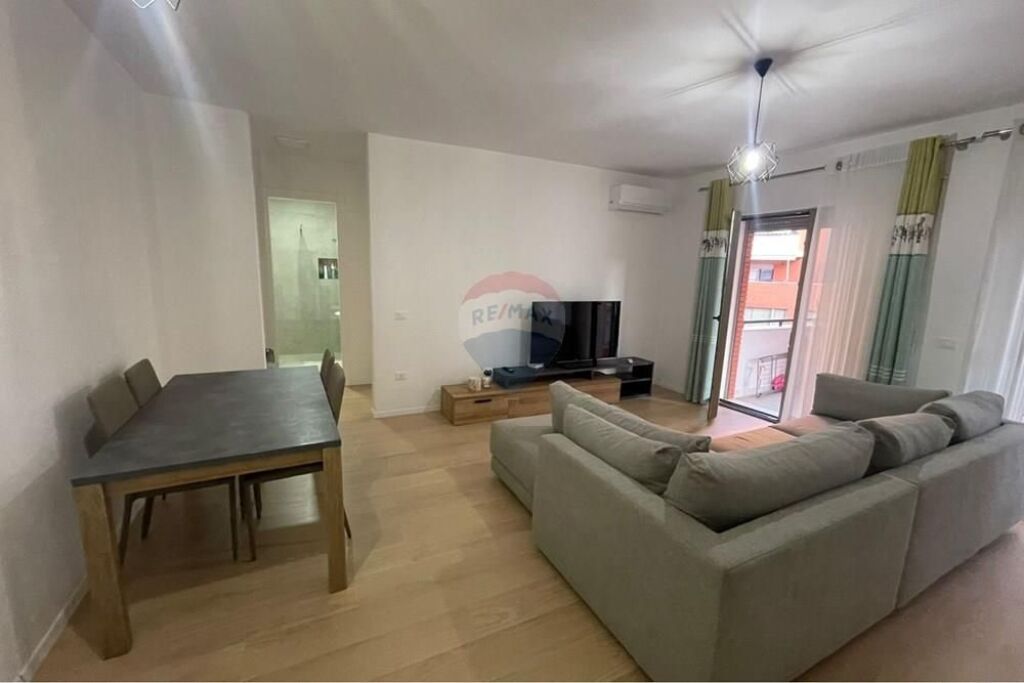Apartament 1+1 per qira tek Kompleksi Delijorgji!