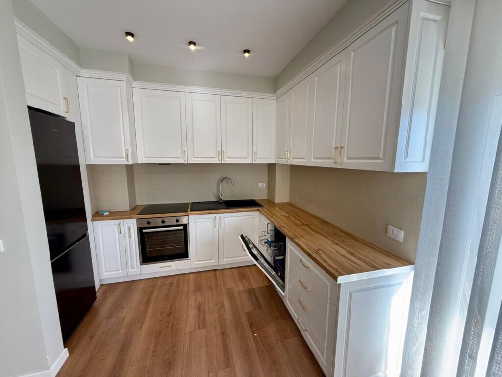 🏡 Super Apartment 2+1 for rent 📍 Univers City, near QTU💶 Price: 500 €🚗 Parking included