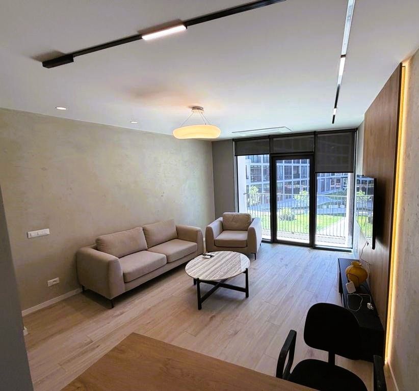 Ufficio in affitto presso Lake View Residences!