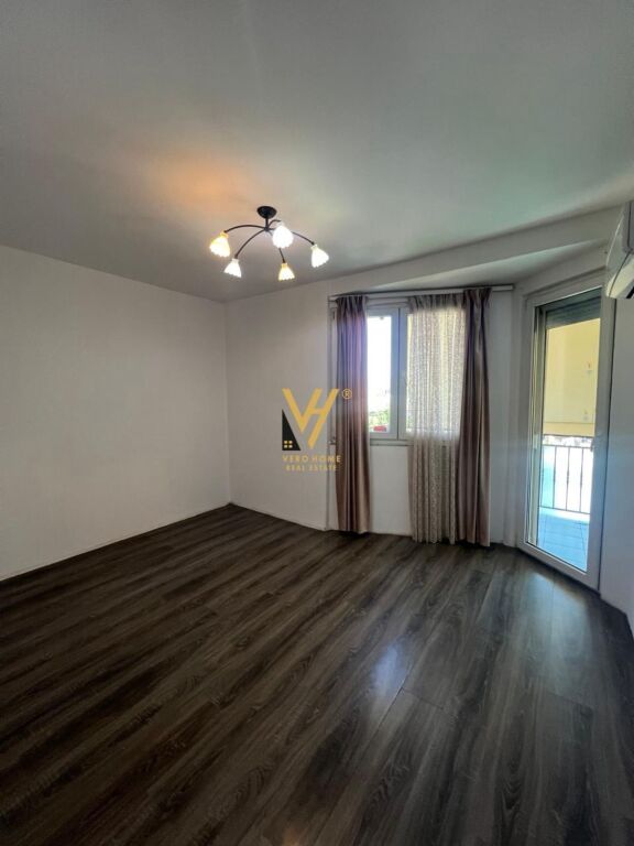 SHITET APARTAMENT 2+1+BLK TEK ISH FUSHA E AVIACIONIT 185.000 EURO - View 5