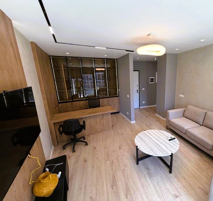 Ufficio in affitto presso Lake View Residences!