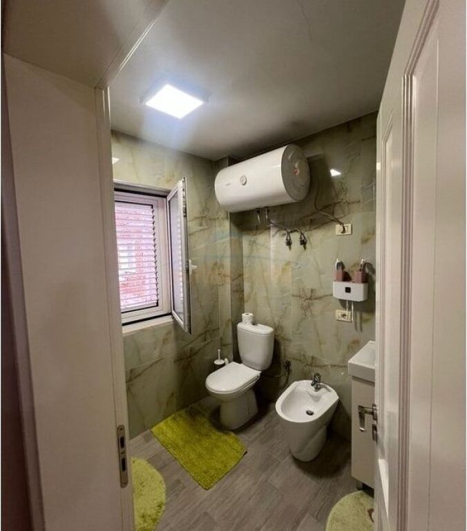 For sale, 2+1 Apartment + Walk-in Closet, Kavaja Street, Tirana