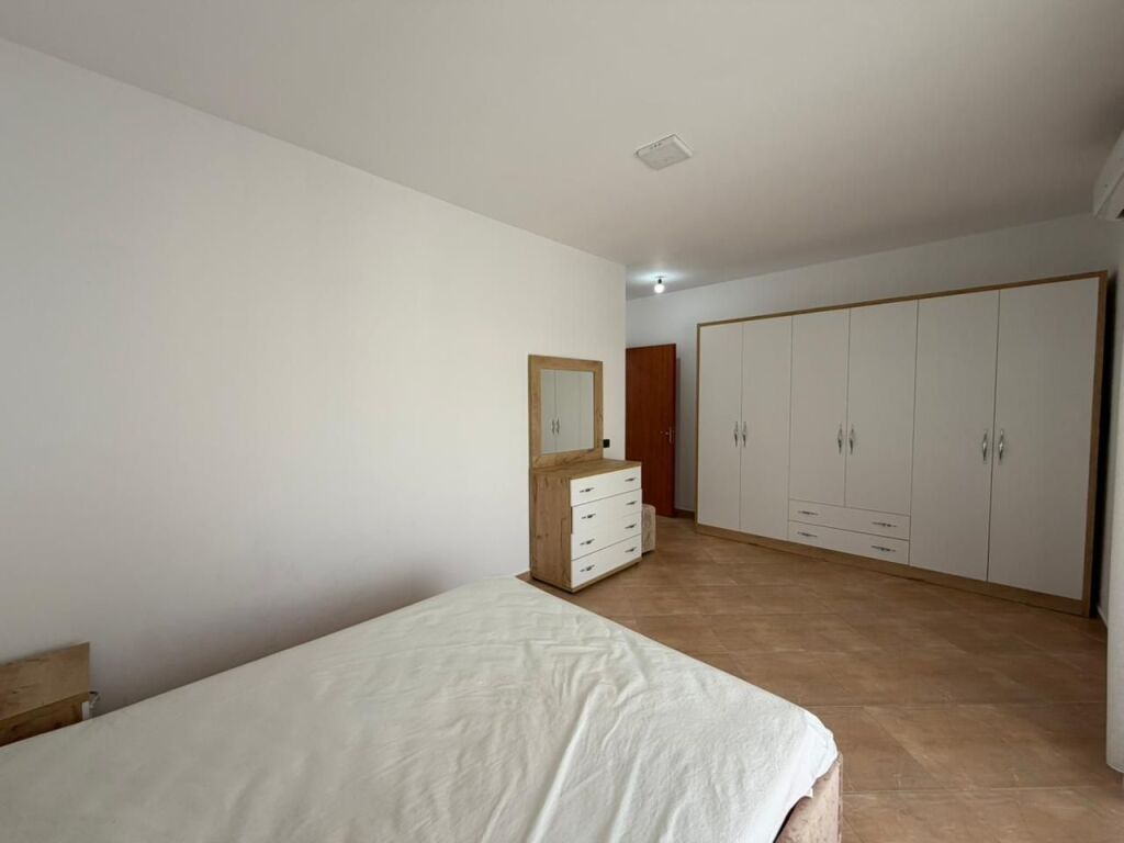 Apartment 2+1+Parking for rent near the Botanical Garden.