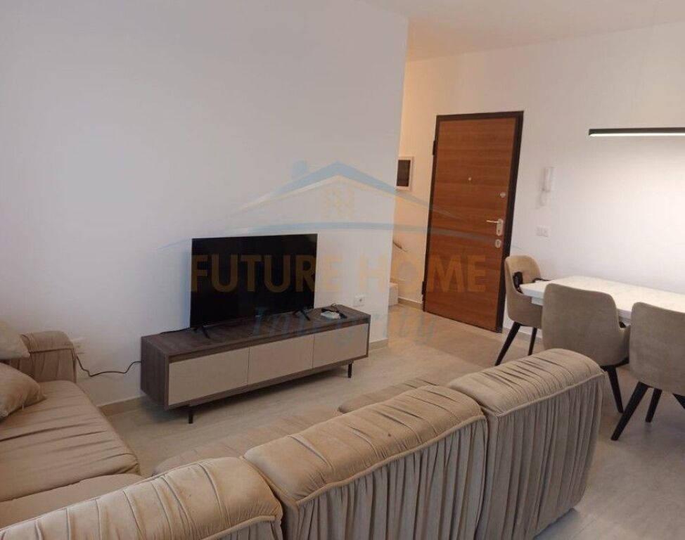 Rent, Apartment 2+1, Aura Complex, Tirana.