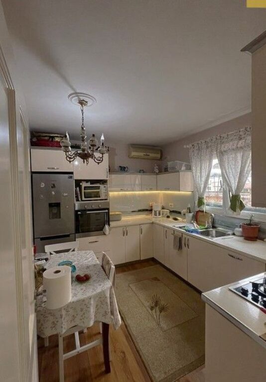For sale, 2+1 Apartment + Walk-in Closet, Kavaja Street, Tirana