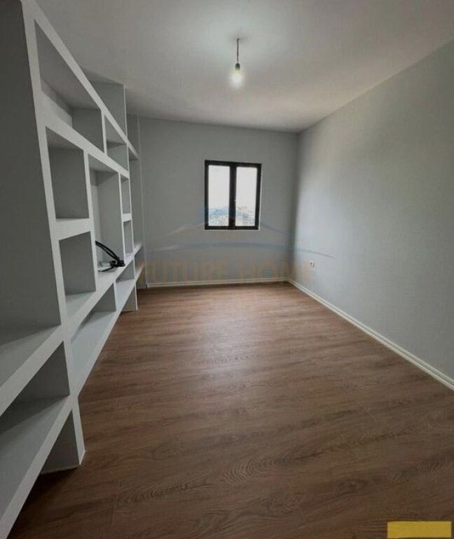 For sale, apartment 2+1+2, "Shefqet Kuka" Street, Fresk