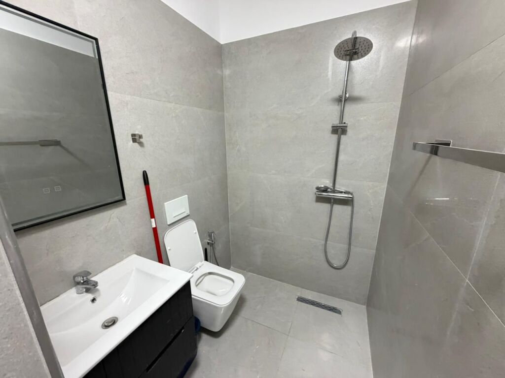 🏡 Appartamento 1+1 in affitto 📍 Zogu i Zi💶 Prezzo: 65.000 lek/mese, non trattabile
